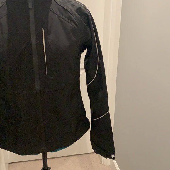 FILA Rain Jacket - Picture 3 of 6